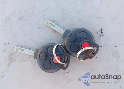 2015 Smart Fortwo Pure z USA, uszkodzony, nr VIN WMEEJ3BA9FK815919